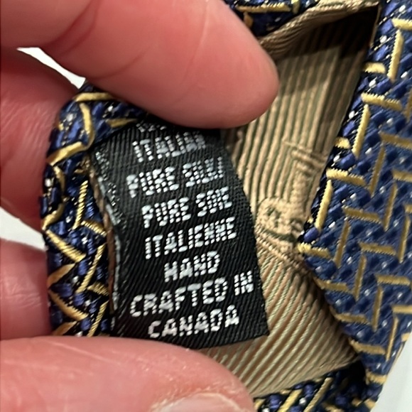 Men's Harry Rosen Blue & Gold Chevron Tie - Picture 3 of 8